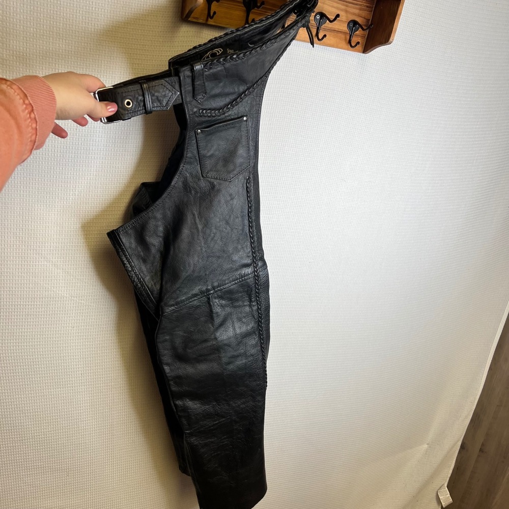Leather‎ King Mens Black Leather Motorcycle Chaps Braided Trim Belted Small
